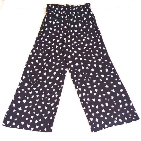 Ann Taylor Heart Print Capri Pants - Picture 12 of 15